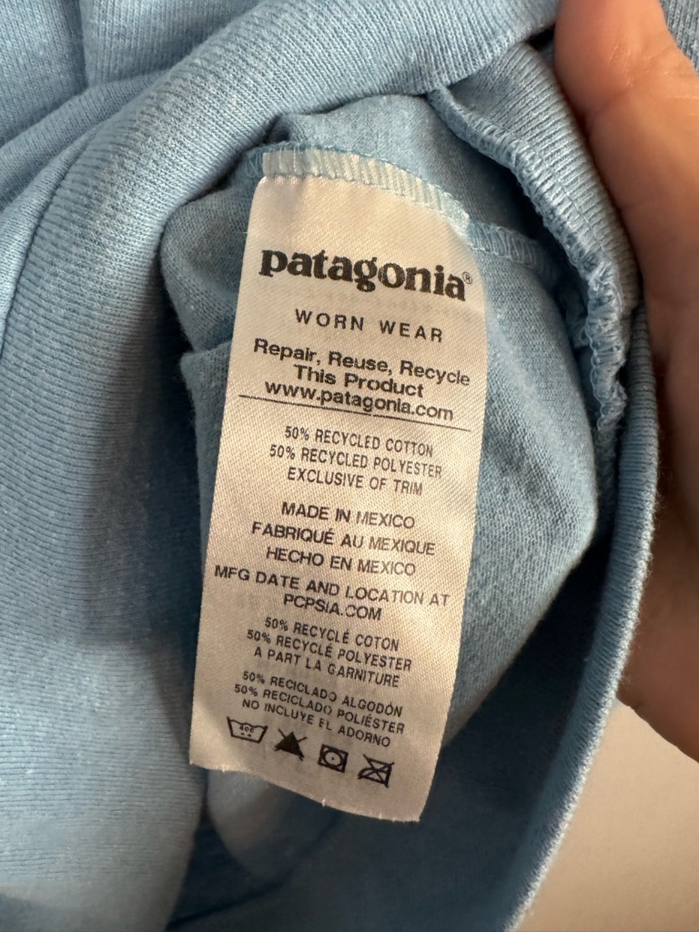 5/$32 Patagonia Light Blue Long Sleeve Tee Size Small - Picture 5 of 9